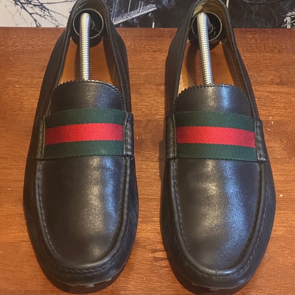 Gucci Black Leather Driving Loafer Shoes - Picture 1 of 8